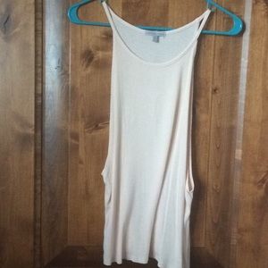 Long, pink, side-slit tank.